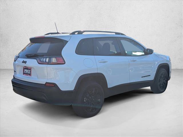 Used 2023 Jeep Cherokee Altitude Lux image 5