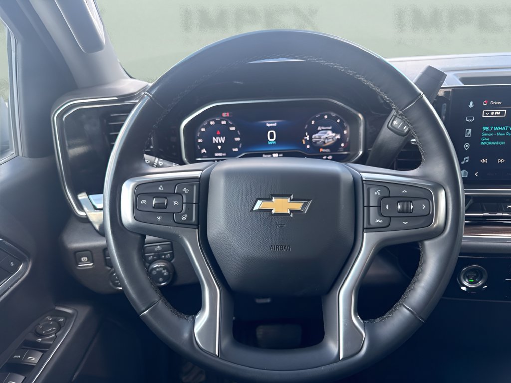 Used 2024 Chevrolet Silverado 1500 LT AWD/4WD image 12