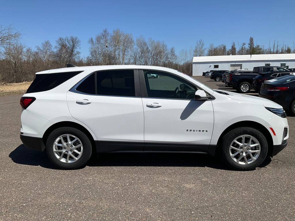 Used 2024 Chevrolet Equinox LT AWD/4WD image 22