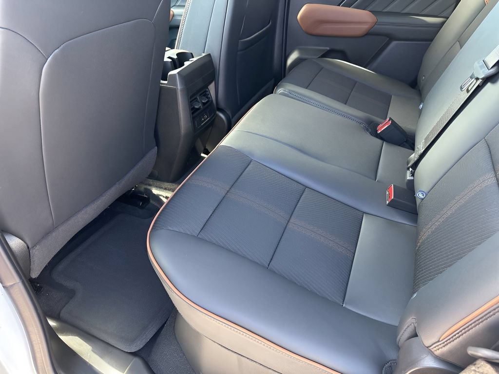 New 2026 GMC Canyon AT4 AWD/4WD image 23