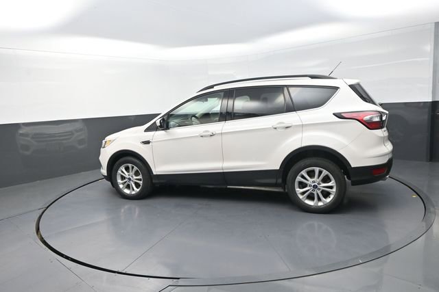 Used 2018 Ford Escape SE image 53