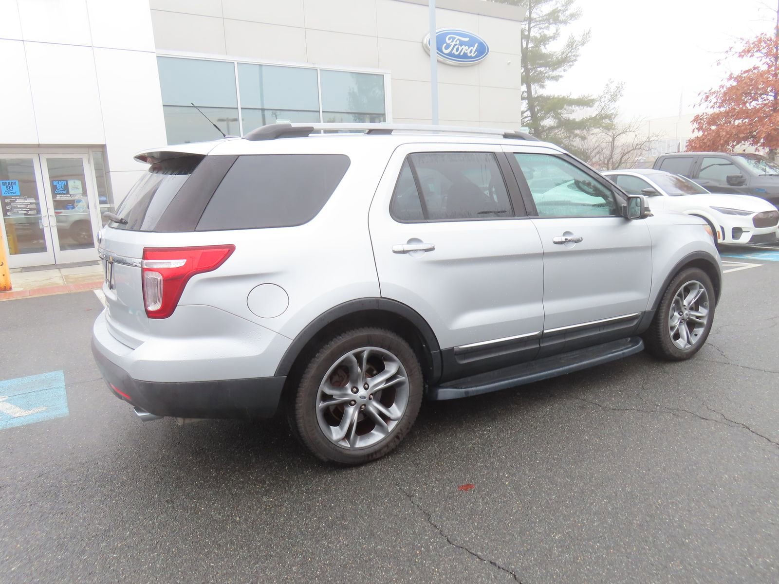 Used 2012 Ford Explorer Limited image 5