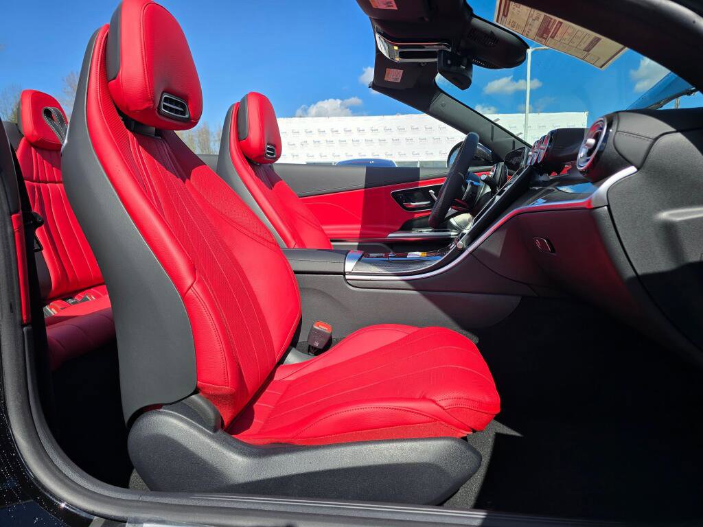 New 2026 Mercedes-Benz CLE 450 4MATIC Cabriolet image 22