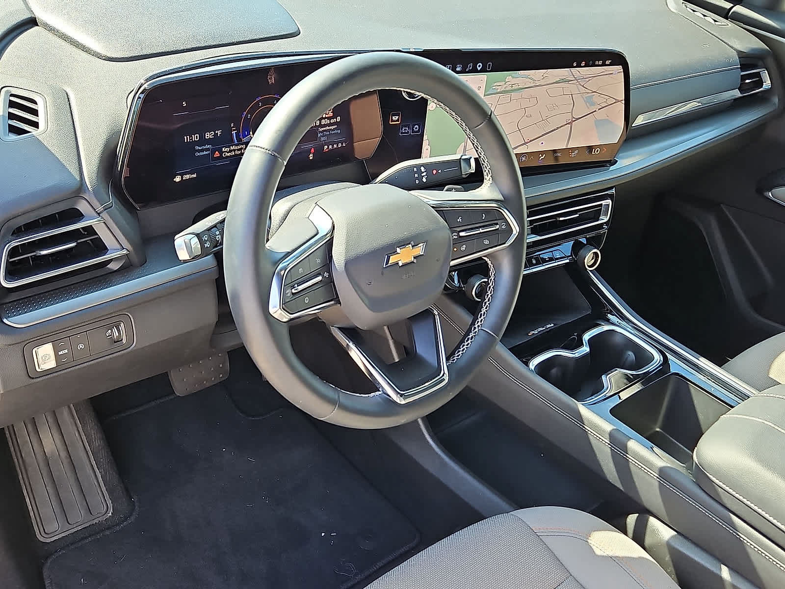 Used 2026 Chevrolet Traverse LT w/ Driver Confidence Package FWD image 16