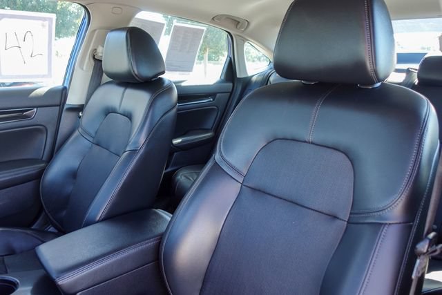 Used 2022 Honda Civic Touring image 22