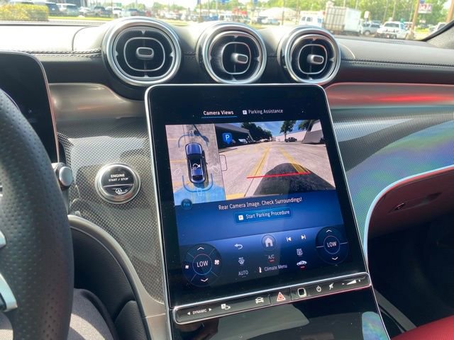 Used 2025 Mercedes-Benz GLC 300 4MATIC image 37