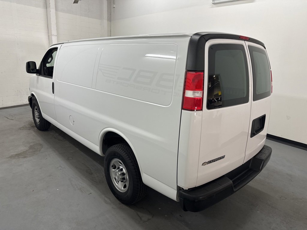Used 2020 Chevrolet Express 2500 image 16
