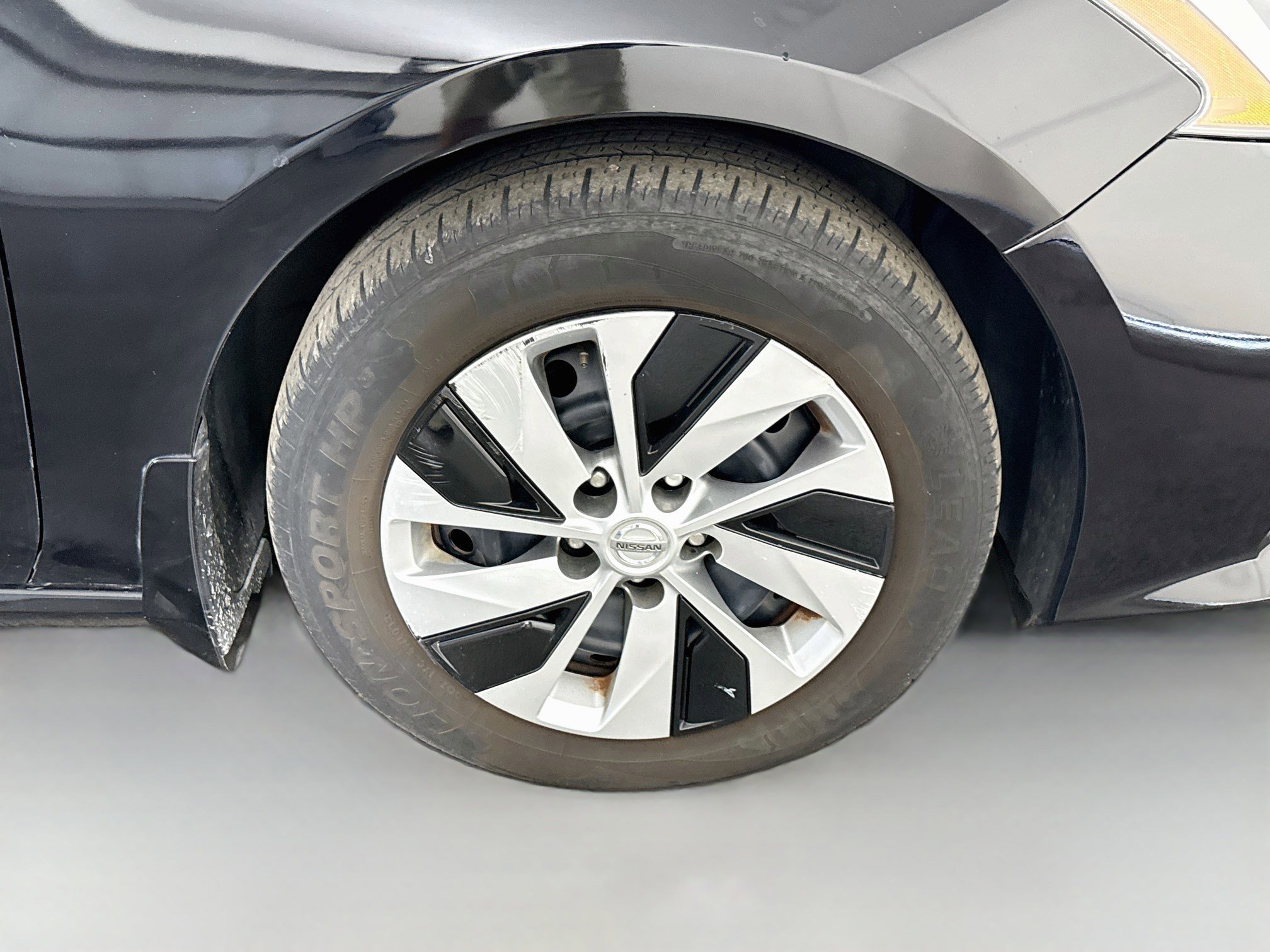 Used 2019 Nissan Altima 2.5 S FWD image 32