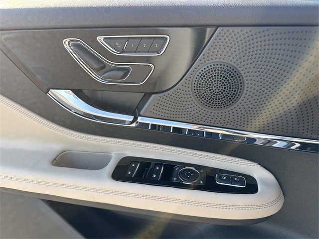 New 2026 Lincoln Corsair Premiere image 17