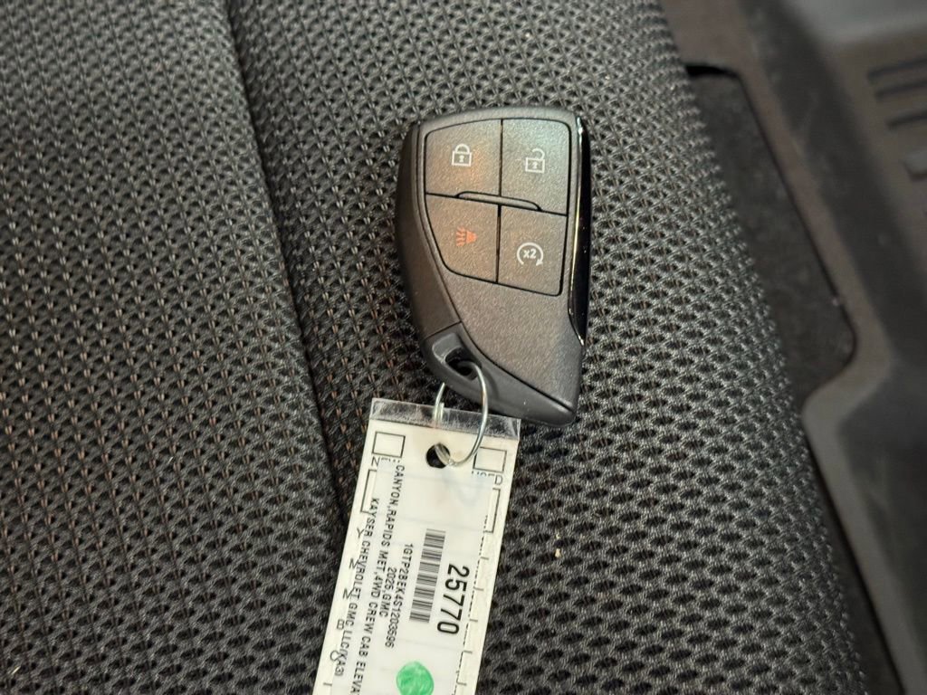 New 2025 GMC Canyon Elevation w/ Convenience Package image 21