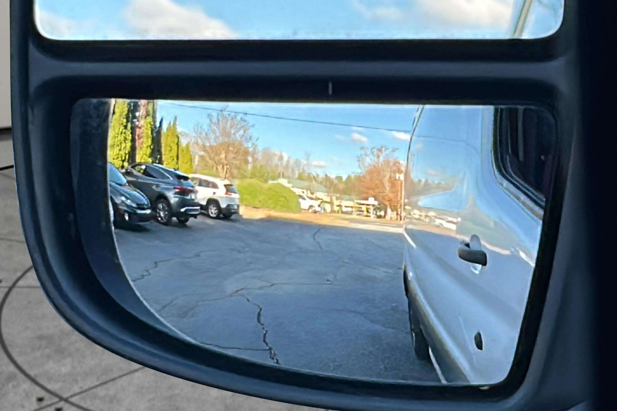 Used 2023 Ford Transit 250 148 High Roof image 40