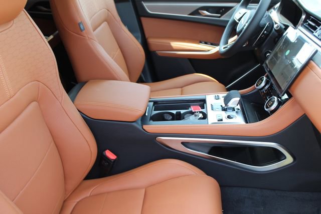 New 2026 Jaguar F-PACE R-Dynamic S image 3