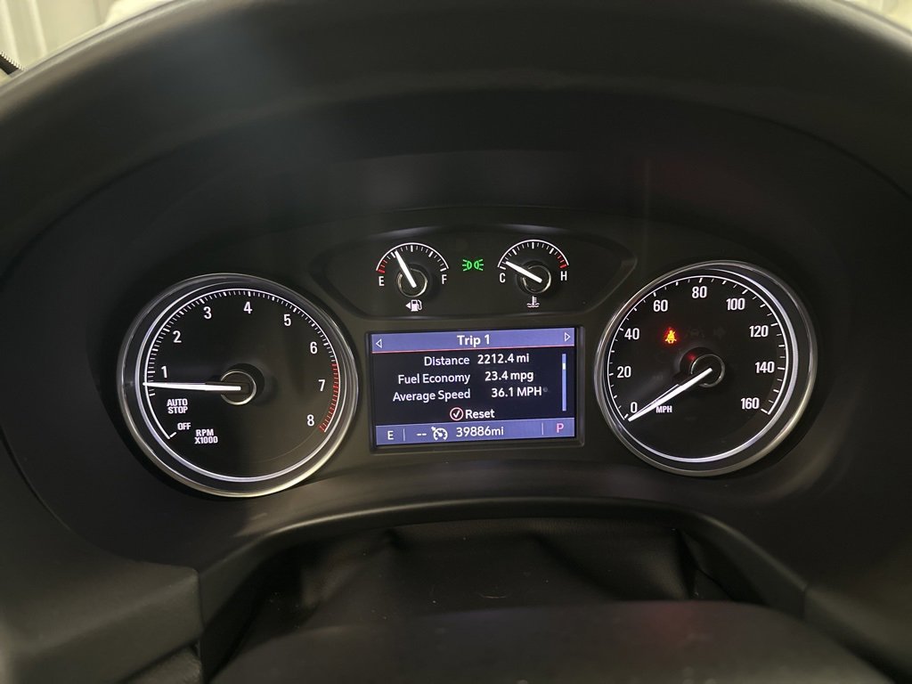 Used 2020 Buick Enclave Essence image 14