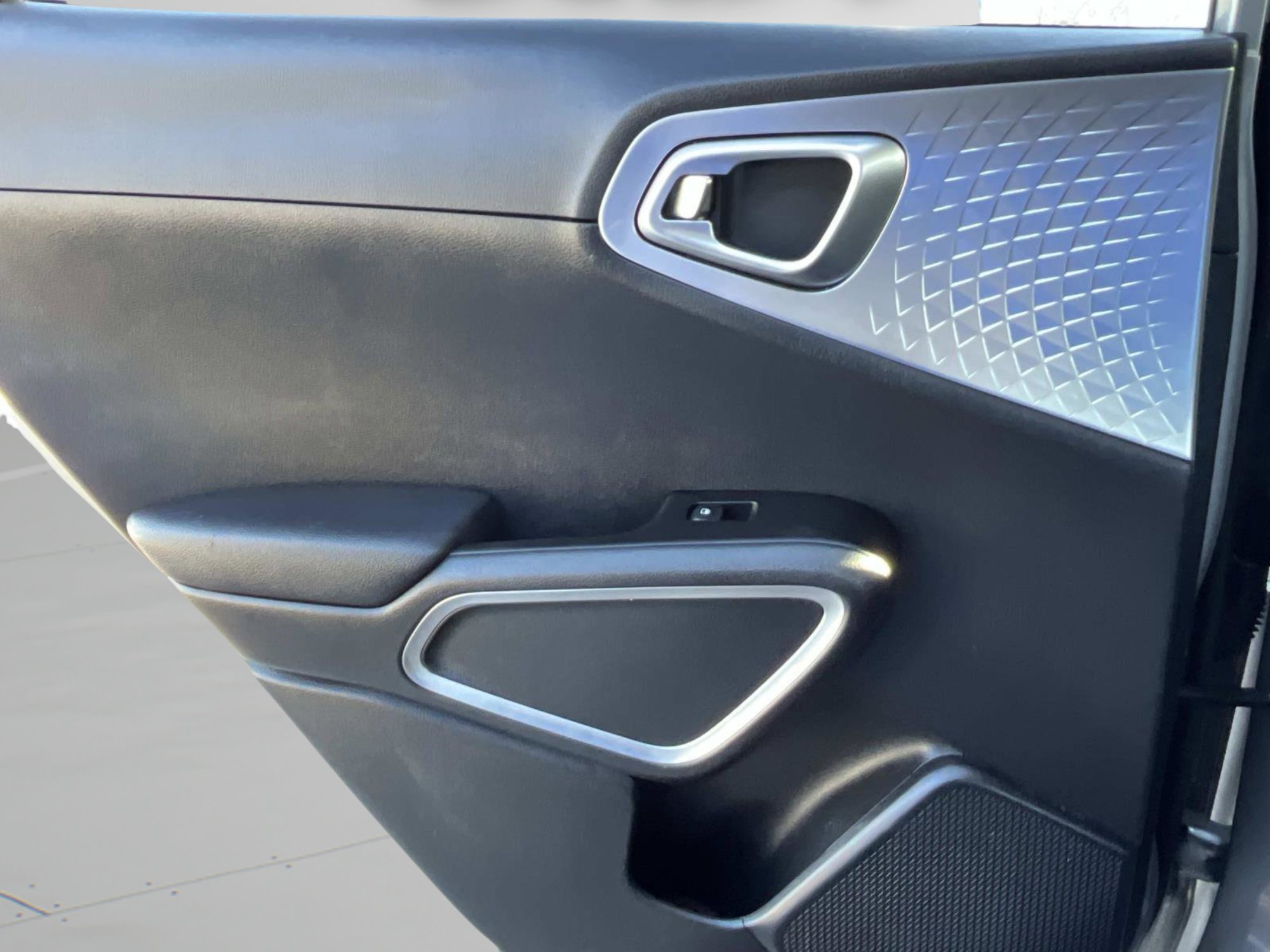 Certified 2023 Kia Soul LX w/ Option Group 015 image 17