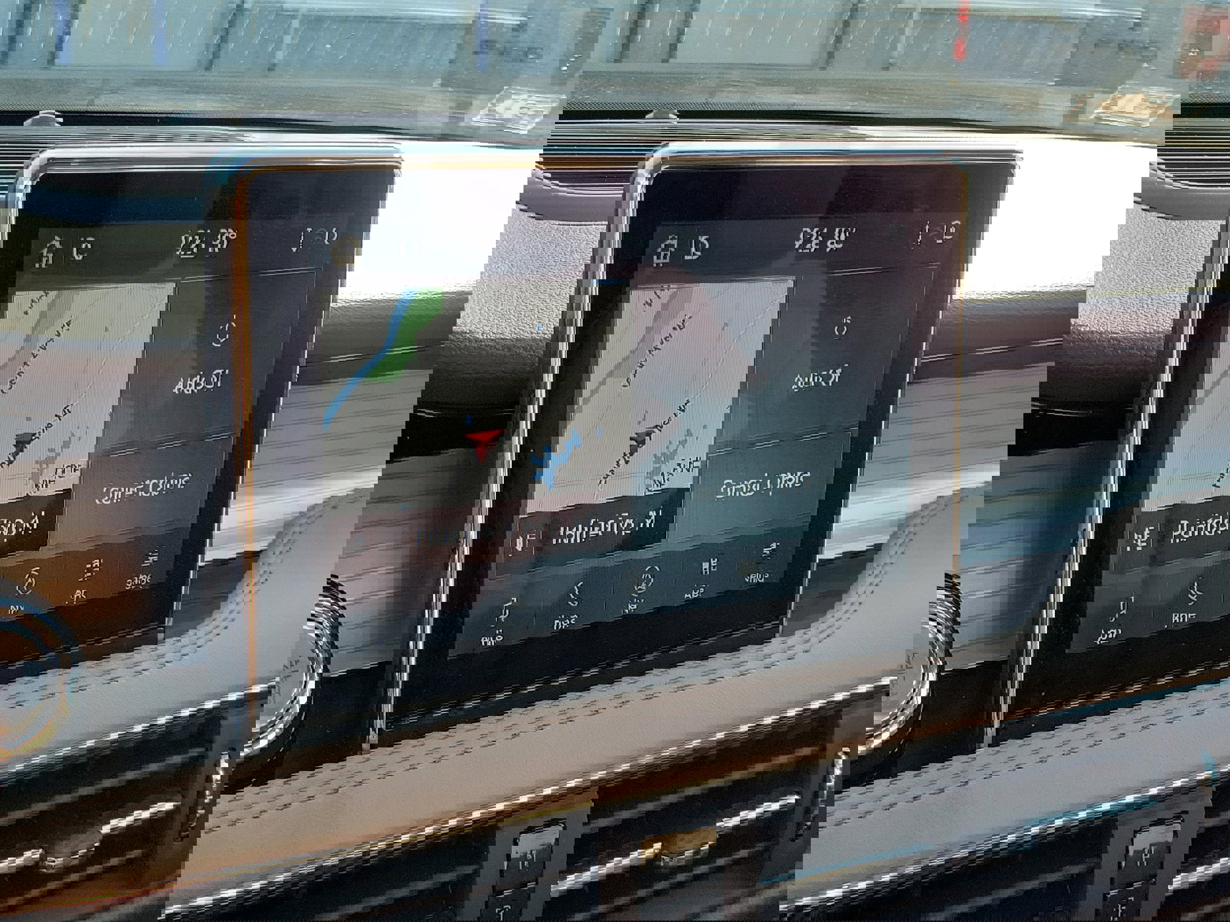 Used 2022 Lincoln Corsair AWD w/ Premium Package image 26