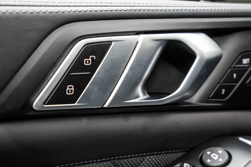 Used 2022 BMW X5 M w/ Competition Package 2 image 45