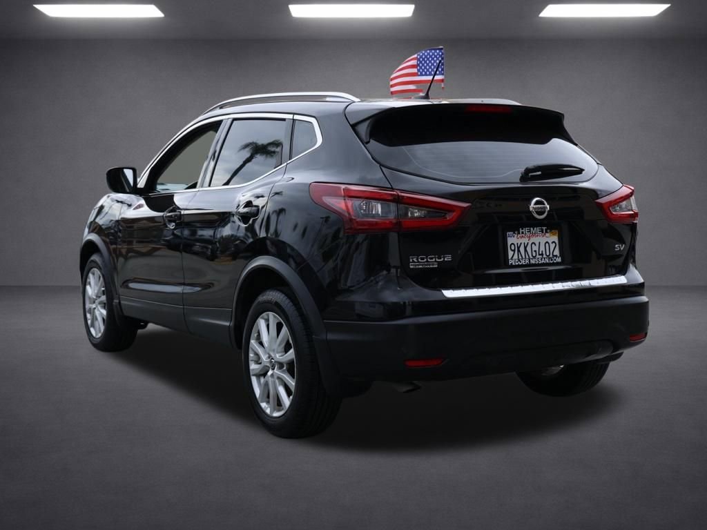 Used 2022 Nissan Rogue Sport SV image 6