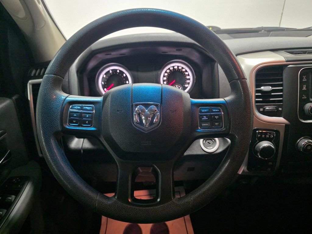 Used 2019 RAM 1500 Classic SLT image 4