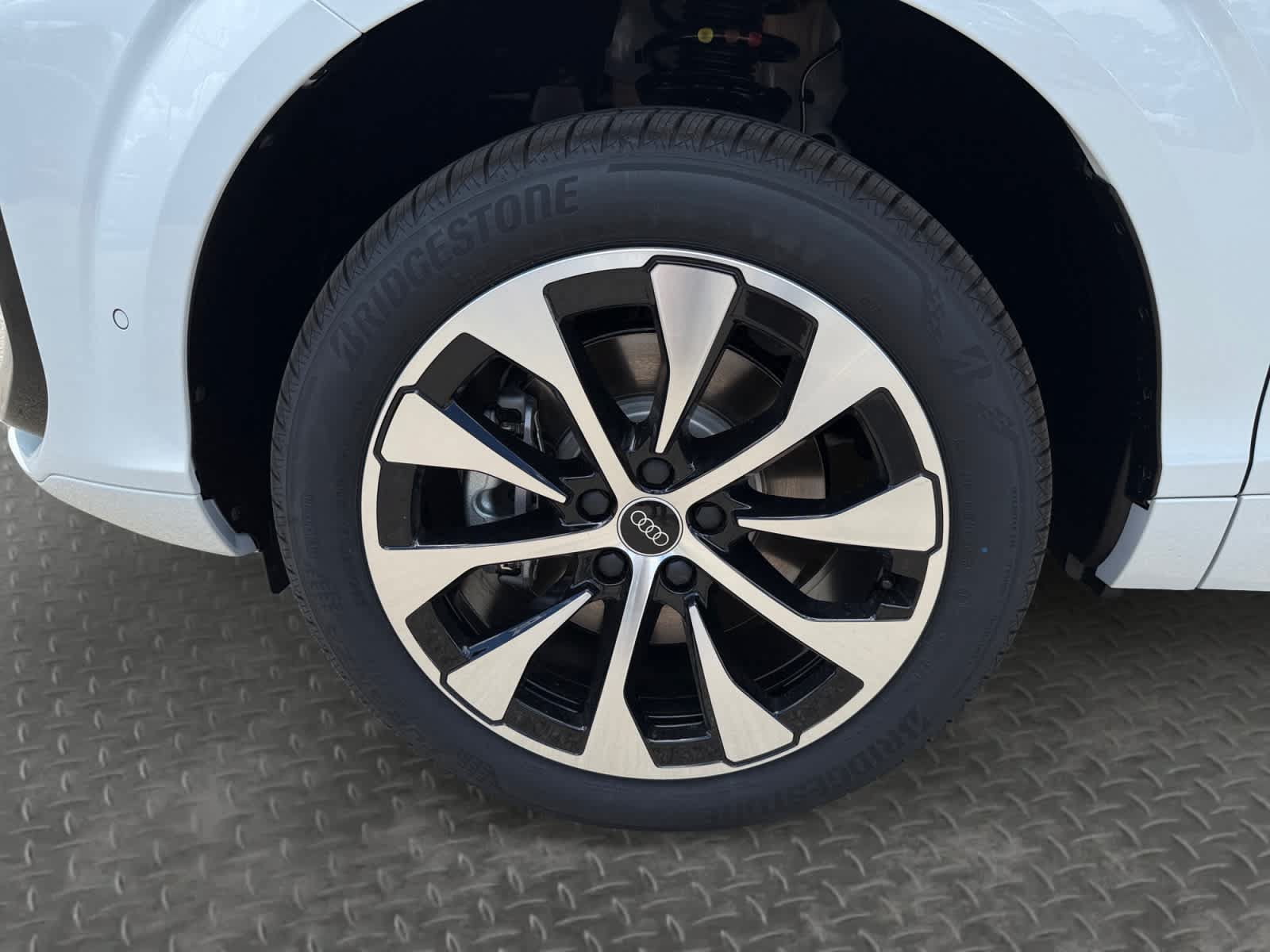 New 2026 Audi Q3 quattro 2.0T AWD/4WD image 9