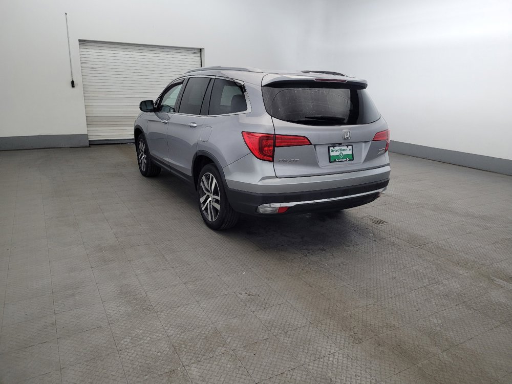 Used 2018 Honda Pilot Touring image 5