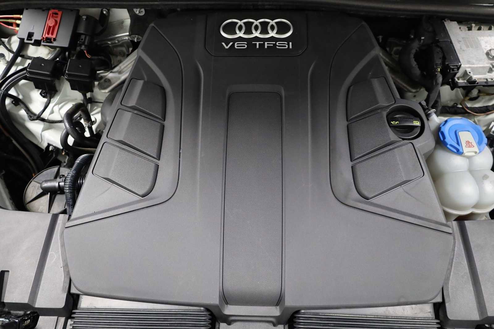 Used 2017 Audi Q7 3.0T Prestige AWD/4WD image 40
