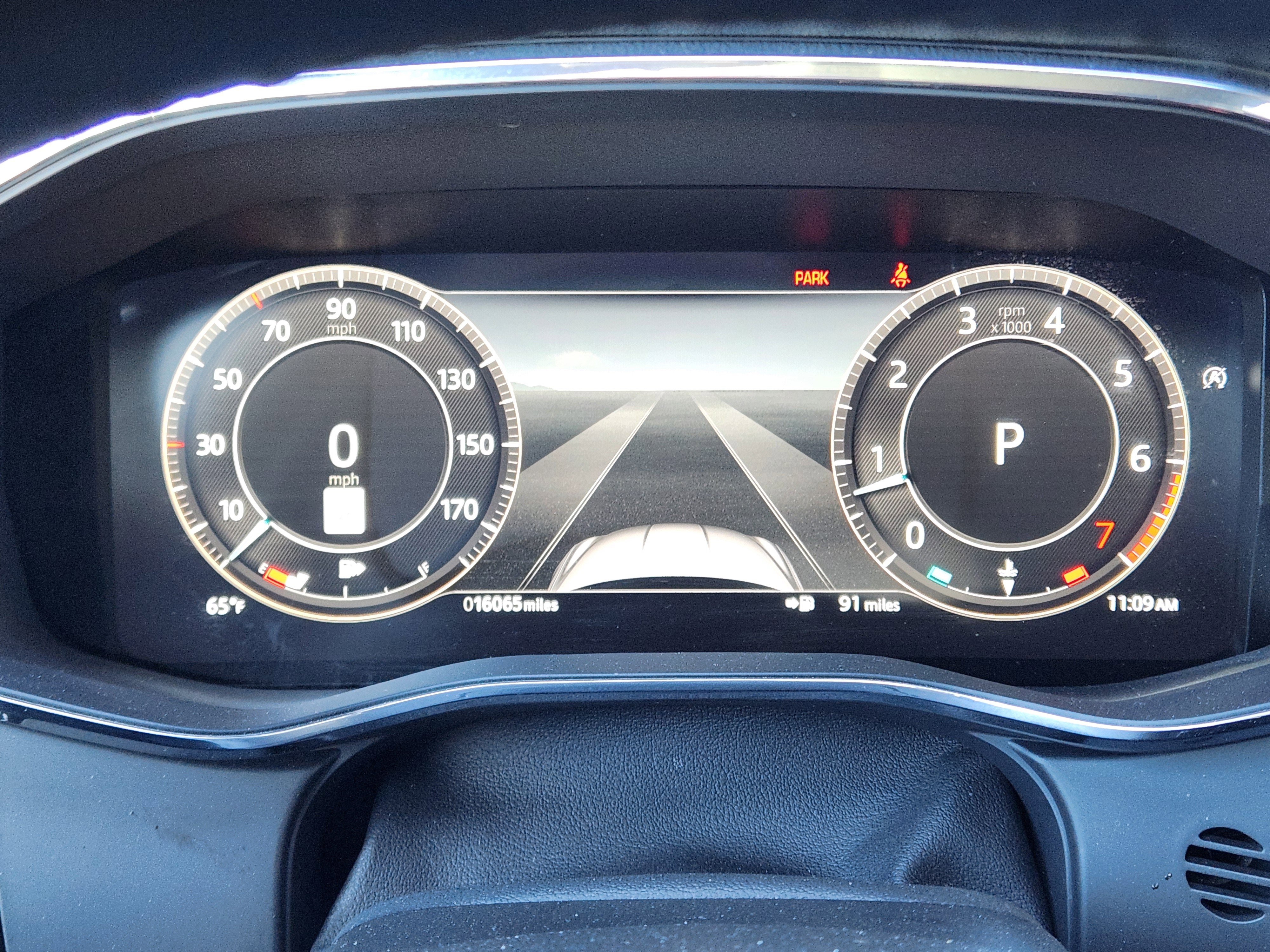 Certified 2024 Jaguar XF R-Dynamic SE image 8