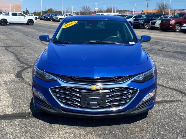 Used 2023 Chevrolet Malibu LT FWD image 2