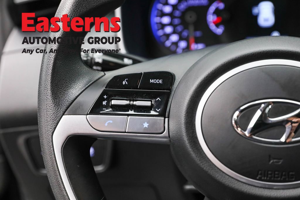 Used 2023 Hyundai Tucson SE image 15