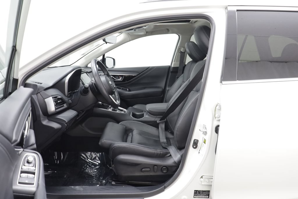 Used 2023 Subaru Outback Touring XT AWD/4WD image 5