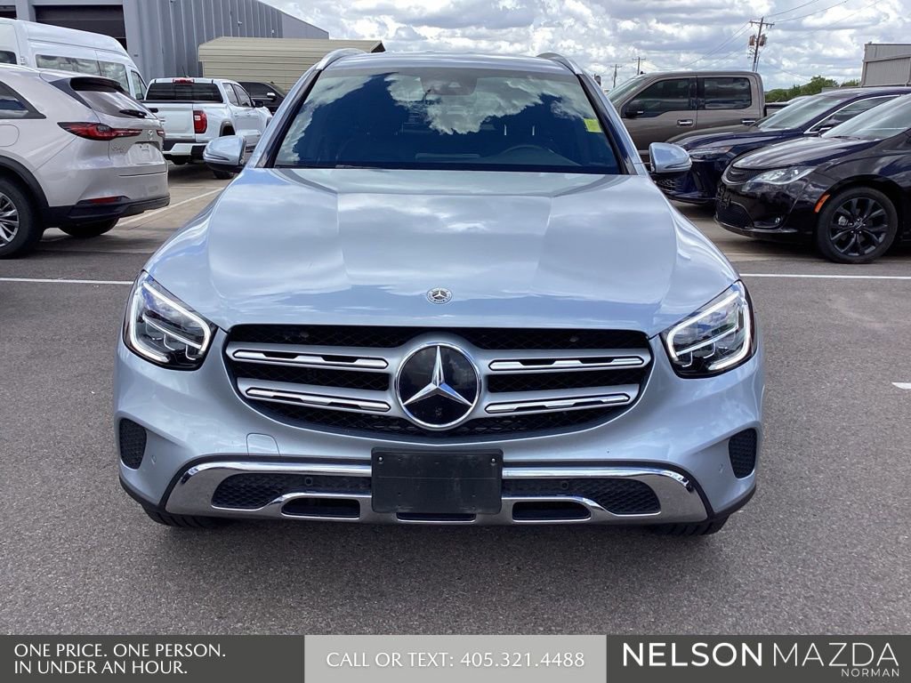 Used 2022 Mercedes-Benz GLC 300 4MATIC image 2