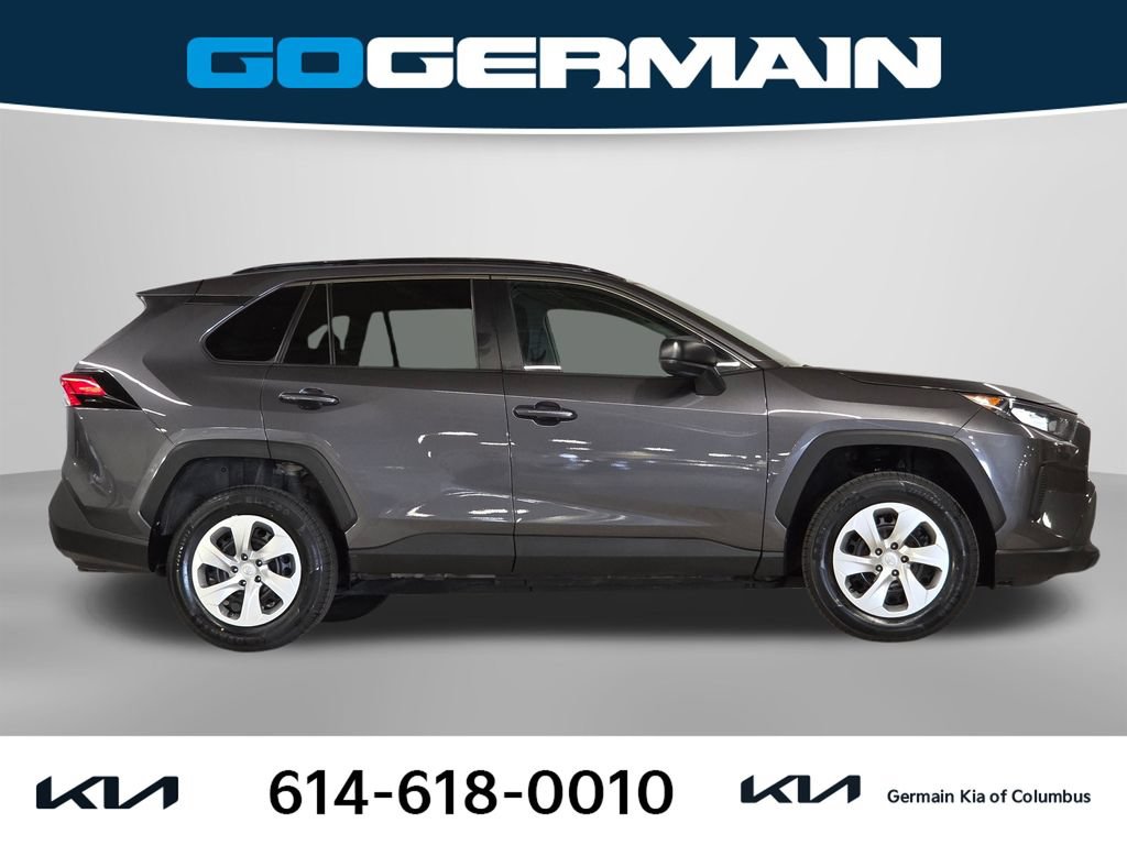 Used 2021 Toyota RAV4 LE AWD/4WD image 7