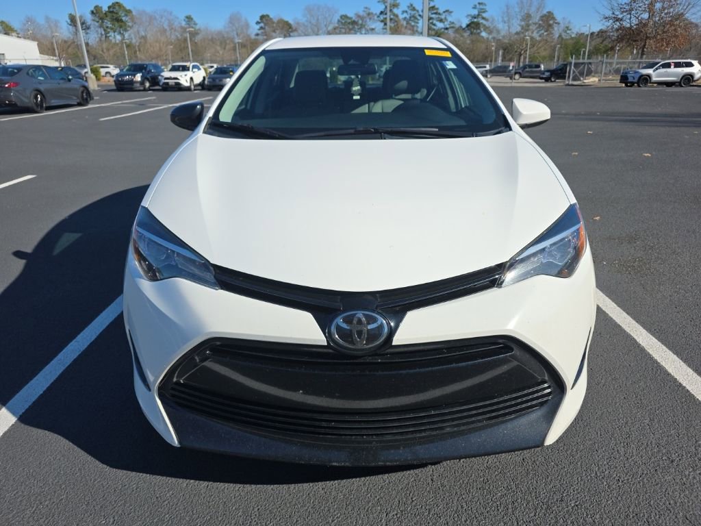 Used 2018 Toyota Corolla LE image 12