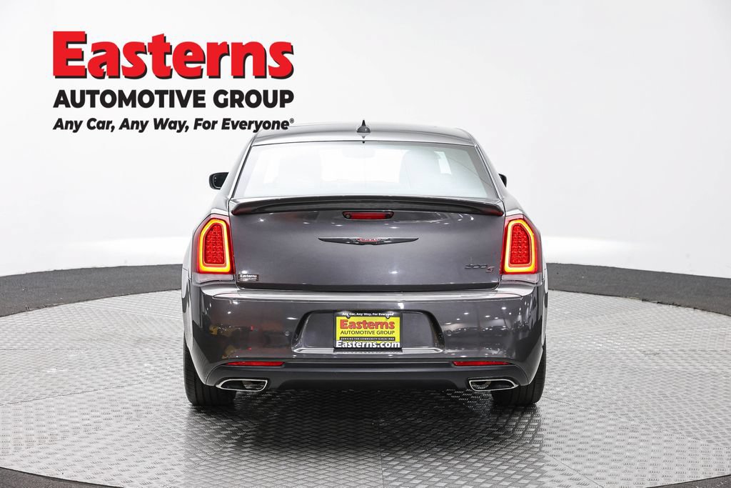 Used 2023 Chrysler 300 S RWD image 6