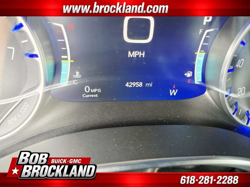 Used 2025 Chrysler Pacifica Limited FWD image 26