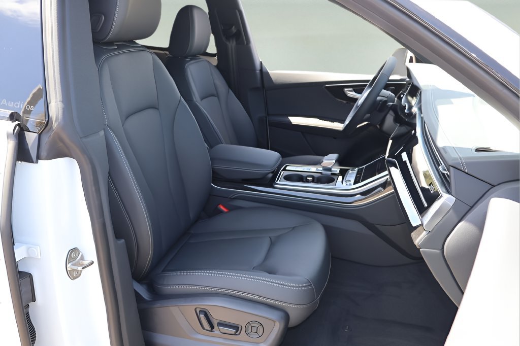New 2026 Audi Q8 Premium Plus AWD/4WD image 16