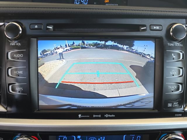 Used 2019 Toyota Highlander XLE AWD/4WD image 10
