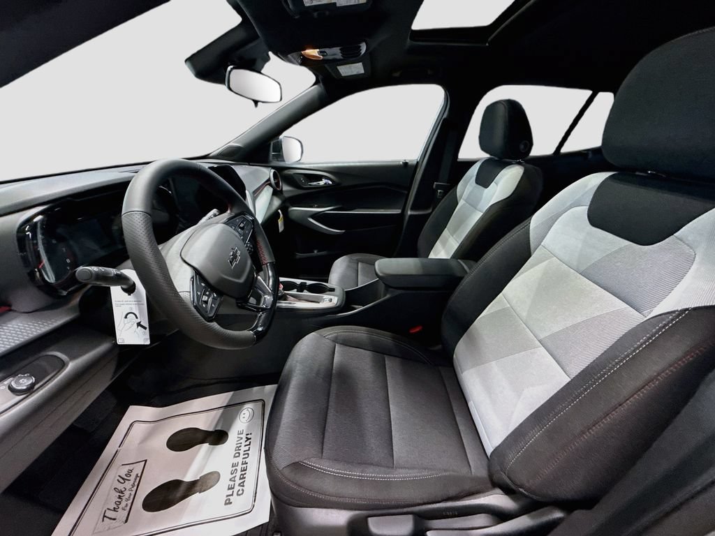 New 2026 Chevrolet Trax RS w/ Sunroof Package FWD image 20