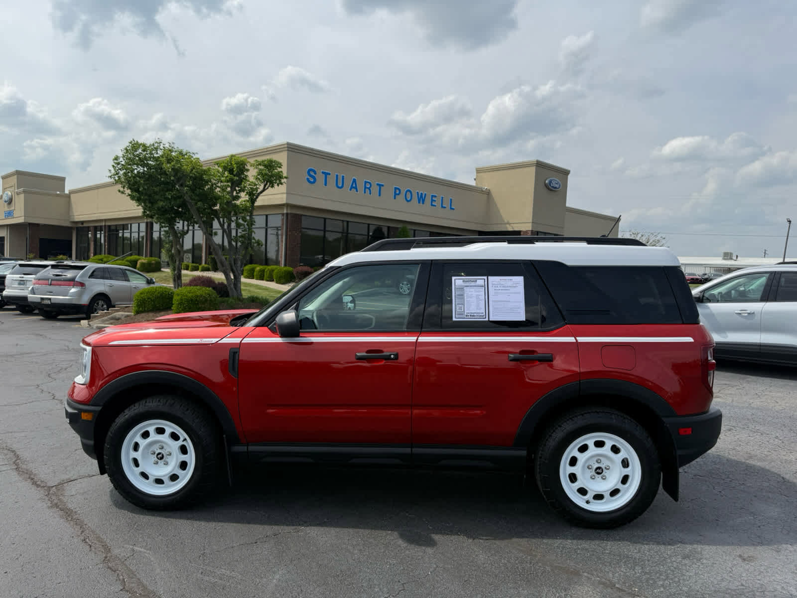 Certified 2024 Ford Bronco Sport Heritage w/ Heritage Convenience Package AWD/4WD image 25