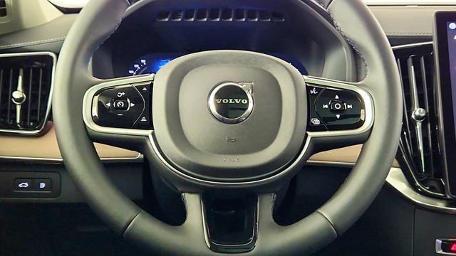 New 2026 Volvo XC90 T8 Plus w/ Protection Package AWD/4WD image 25