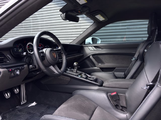 Certified 2022 Porsche 911 GT3 RWD image 4