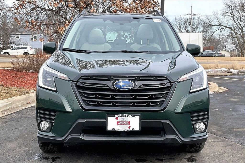 Certified 2023 Subaru Forester Premium image 3