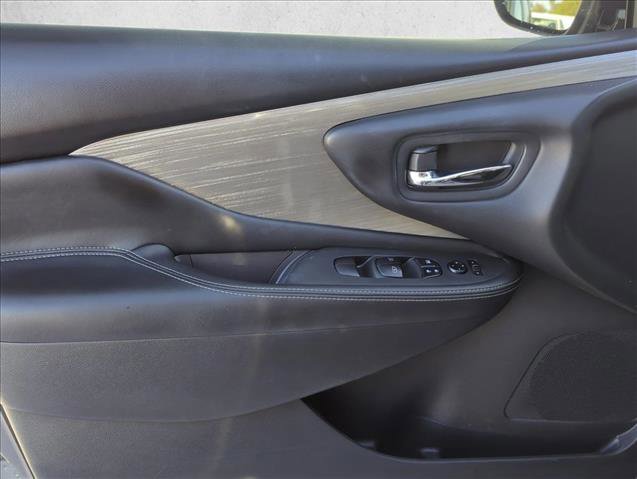 Used 2017 Nissan Murano S w/ Navigation Package image 7