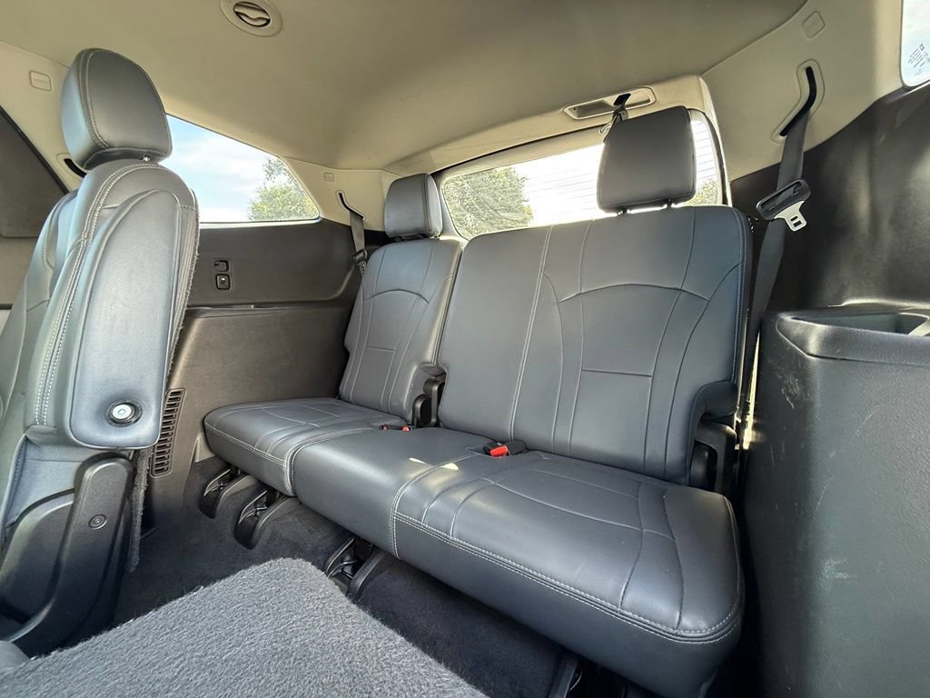 Used 2019 Buick Enclave Essence FWD image 41