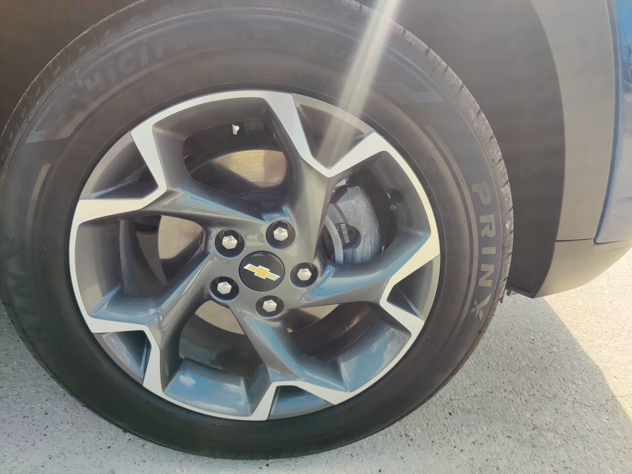 Used 2024 Chevrolet Trax LT w/ Driver Confidence Package image 17