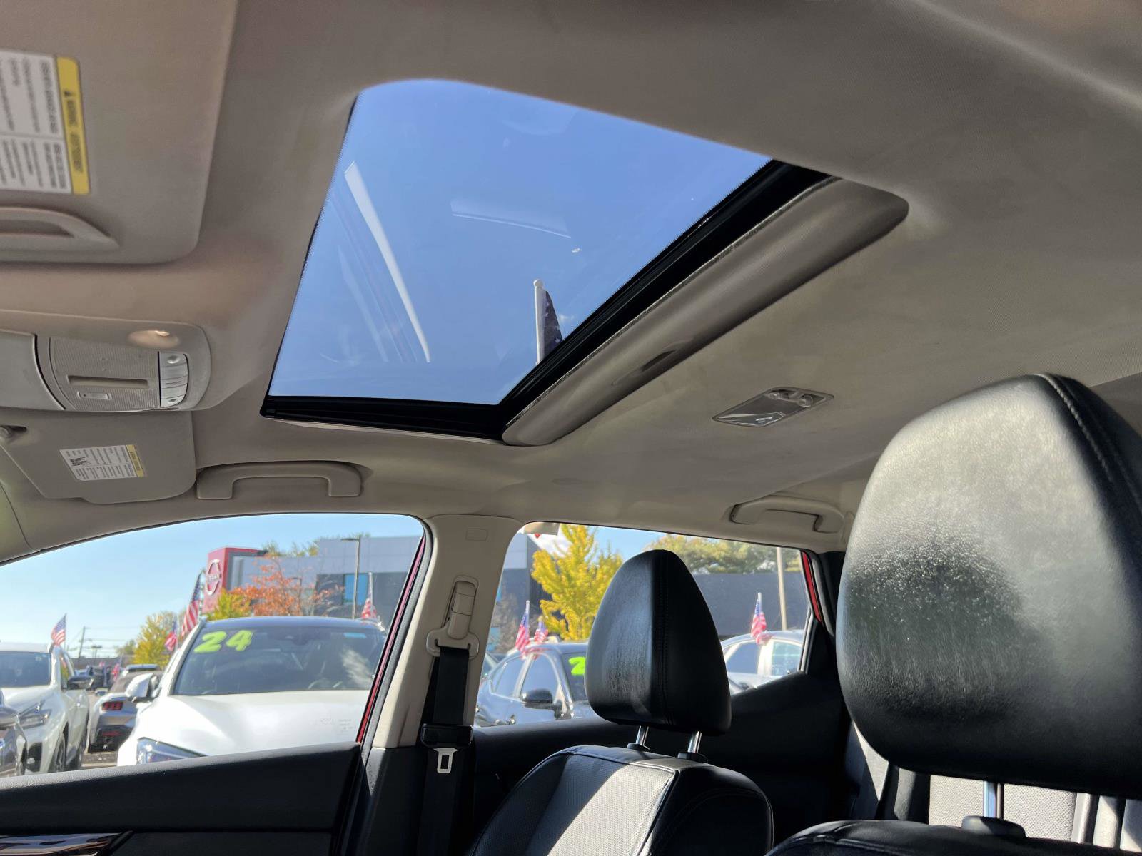 Used 2022 Nissan Rogue Sport SL w/ Premium Package image 24