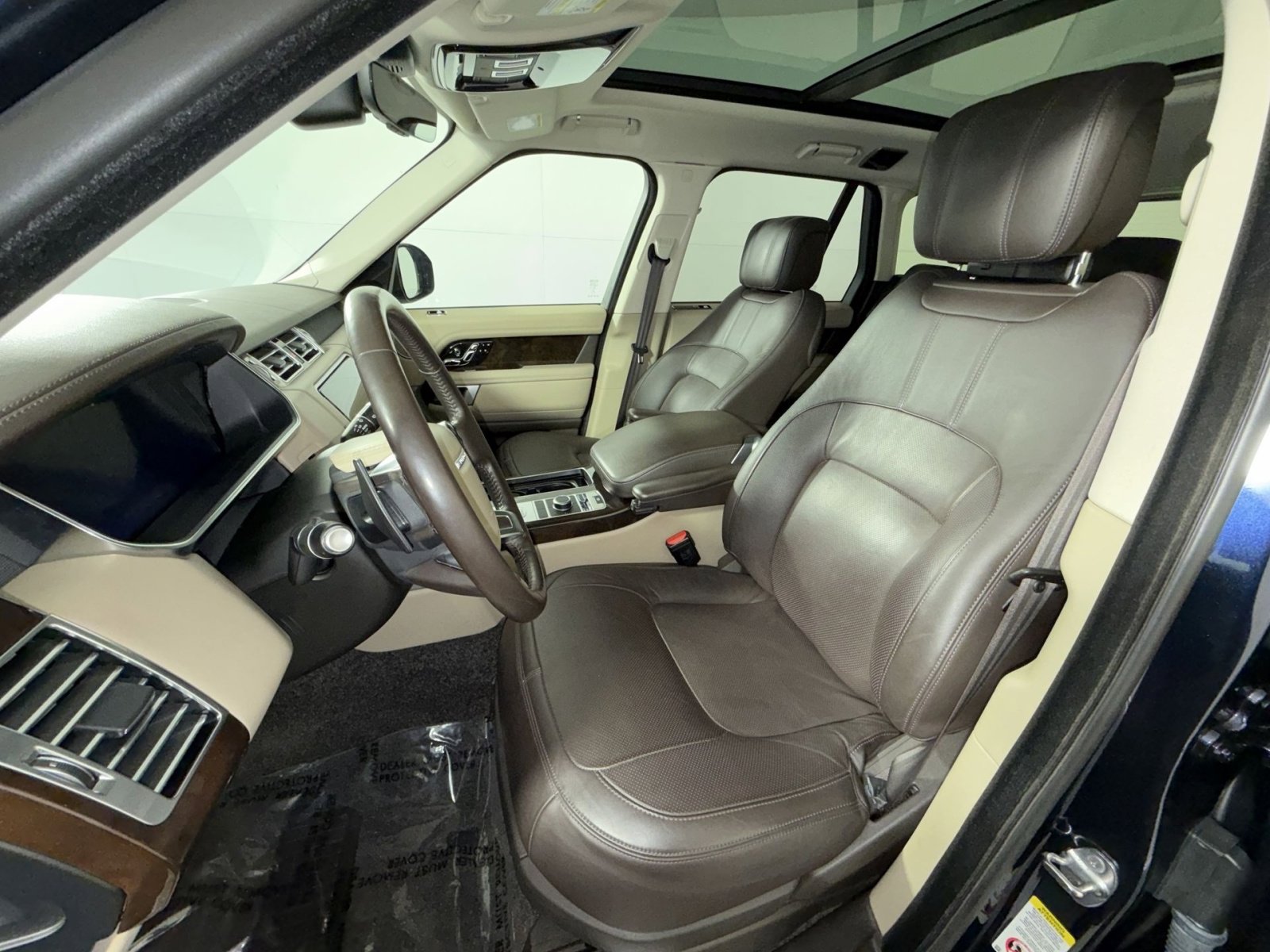 Used 2018 Land Rover Range Rover Supercharged image 13