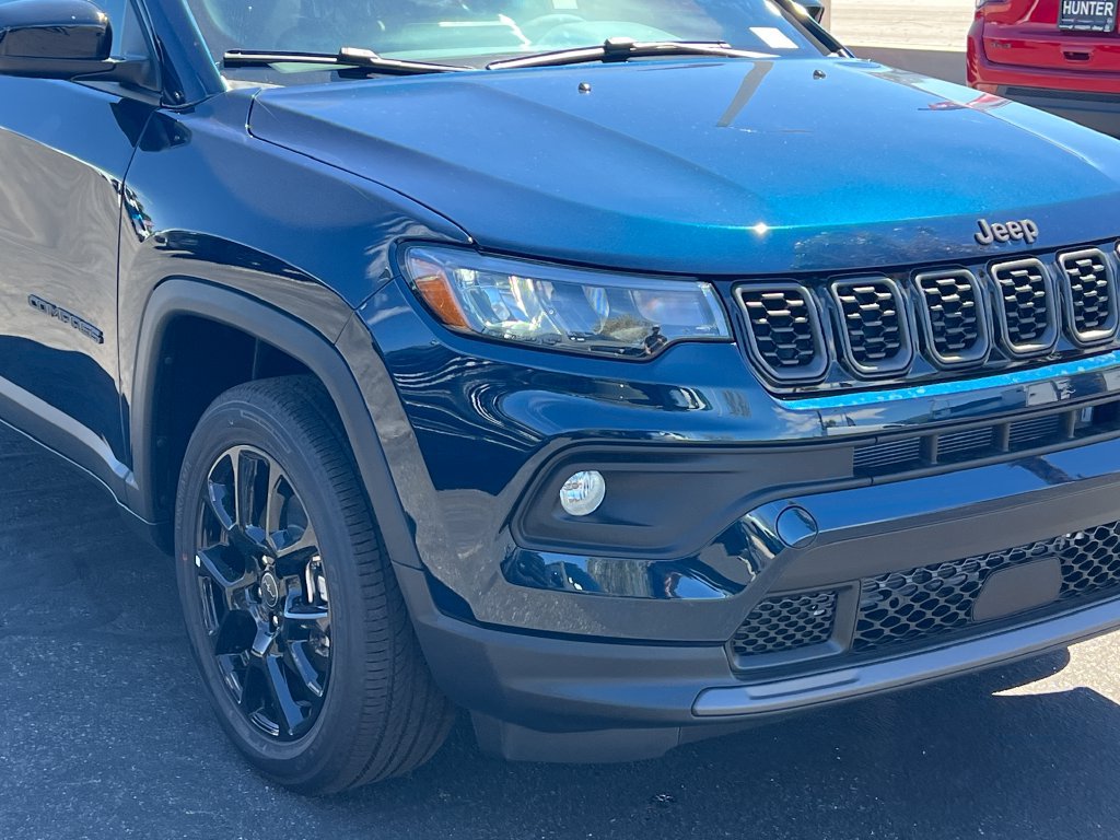 New 2026 Jeep Compass Latitude AWD/4WD image 9