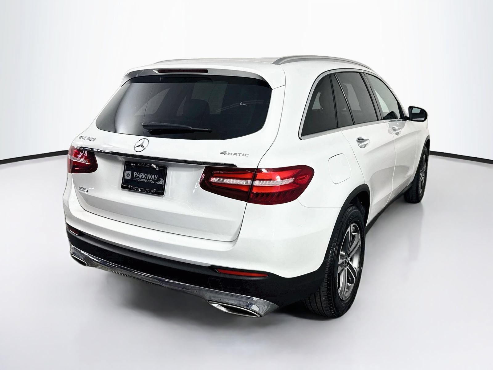 Used 2019 Mercedes-Benz GLC 300 4MATIC image 7