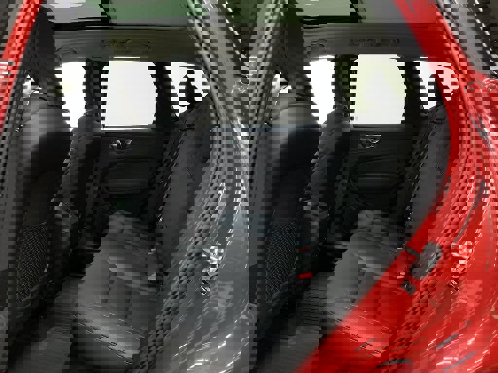 New 2025 Volvo XC60 B5 Plus w/ Climate Package image 8