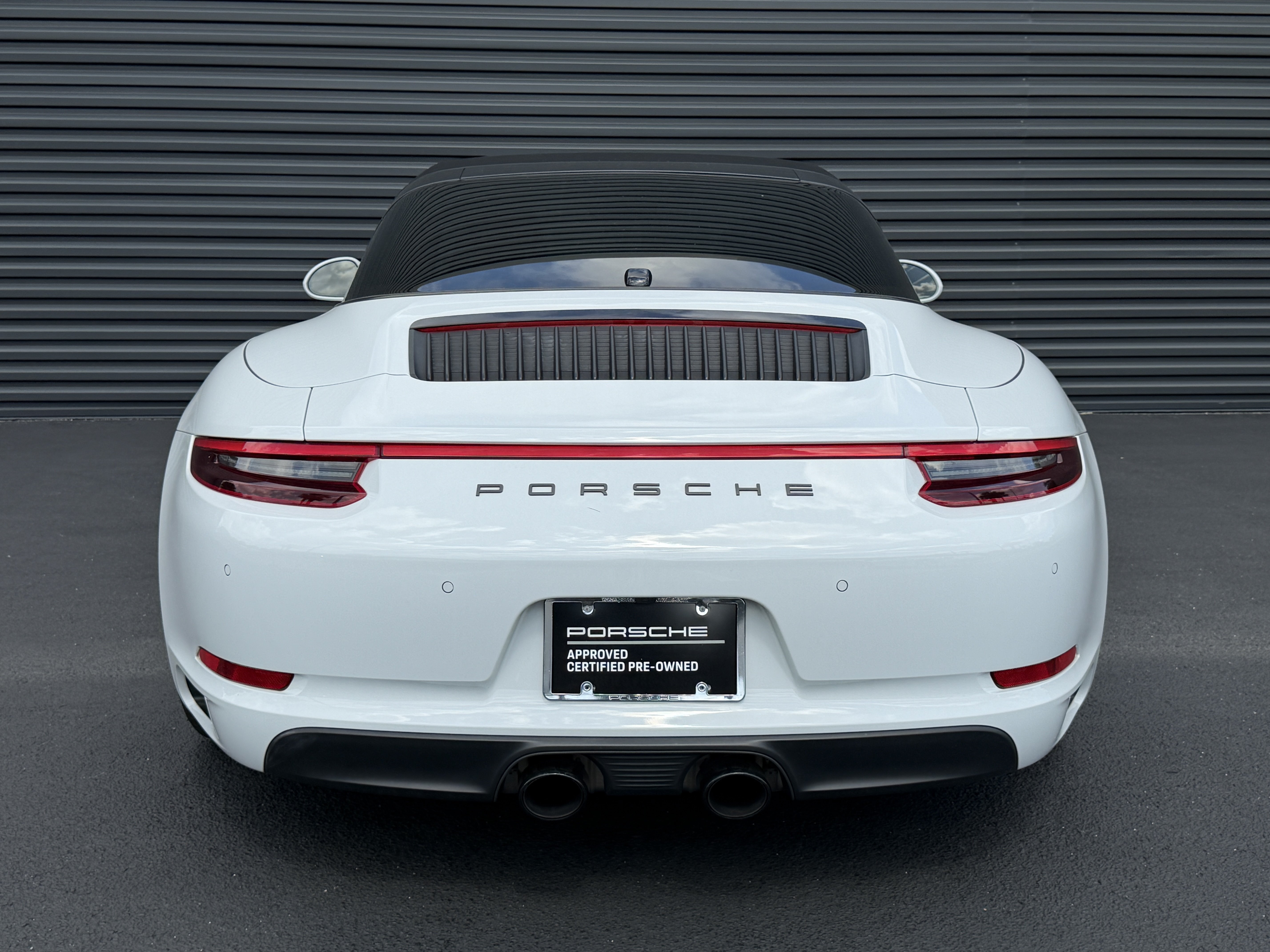 Used 2018 Porsche 911 Targa 4 GTS AWD/4WD image 17